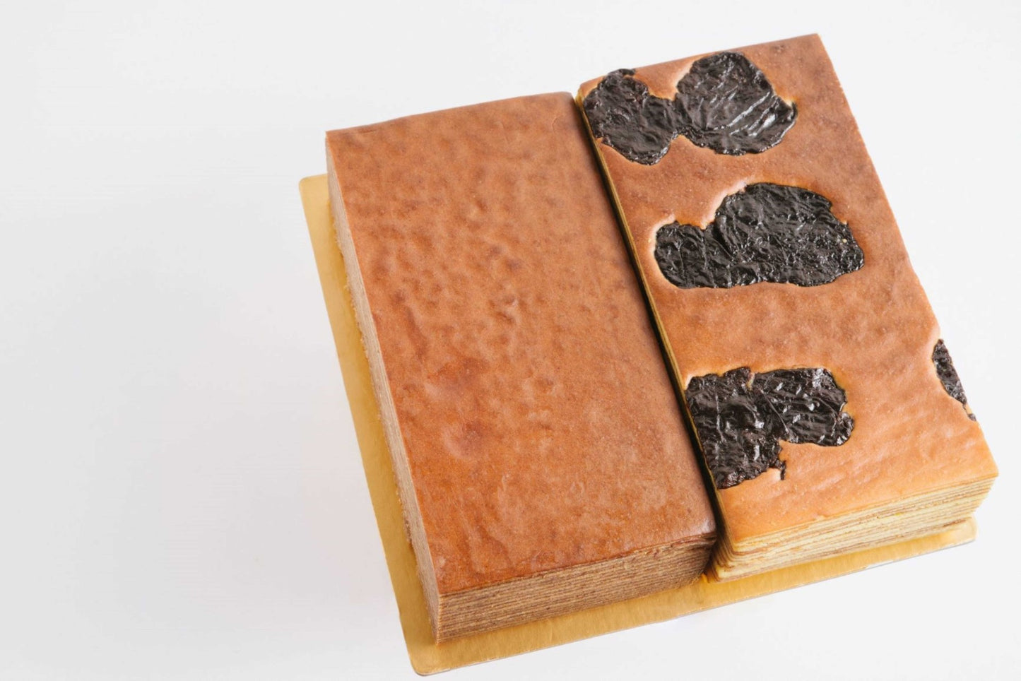 Package C: 1 Full Kue Lapis Legit (2 Flavors) + 1 Full Kue Lapis Surabaya