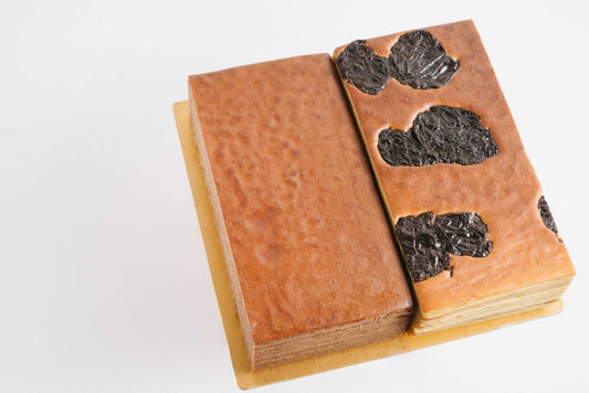 Package C: 1 Full Kue Lapis Legit (2 Flavors) + 1 Full Kue Lapis Surabaya